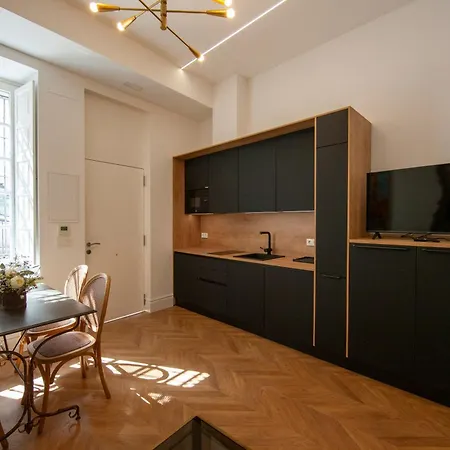 Pries Homes - Center Apartament