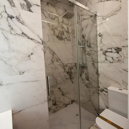 Apartament Pries Homes - Center *